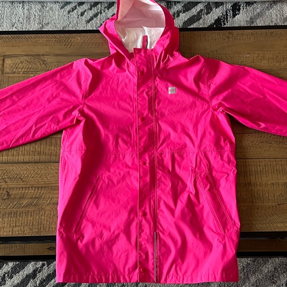 MEC Rain Jacket - Size Youth 14 - Picture 7 of 16